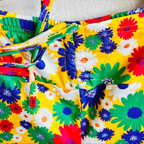 Bright Yellow & Purple 70s Floral Pattern Ruched Tank & Biker Shorts Set - Picture 6 of 6